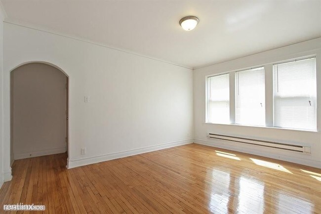 Building Photo - 7756 S Marshfield Ave