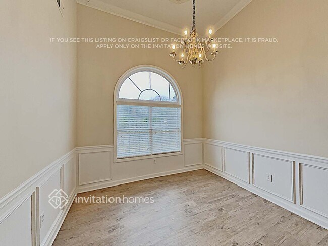 Foto del edificio - 523 Brooks Rd