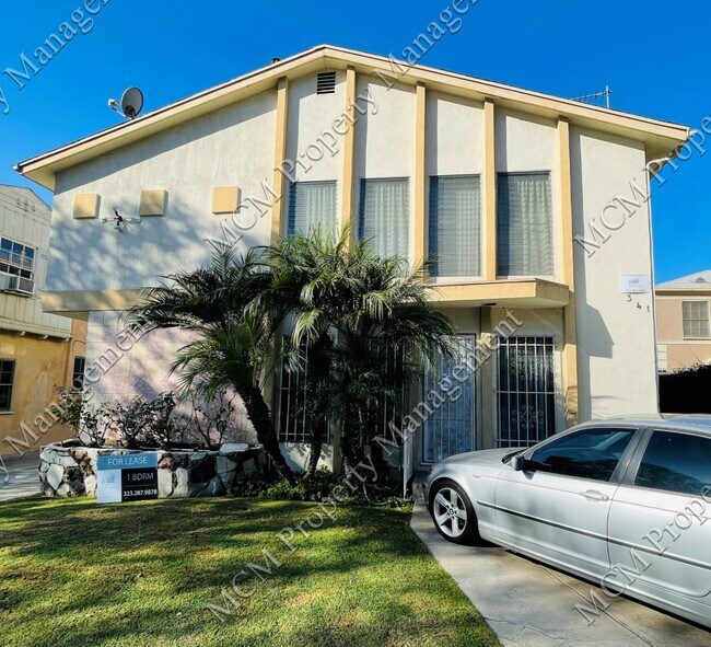 Foto del edificio - 341 N Hayworth Ave
