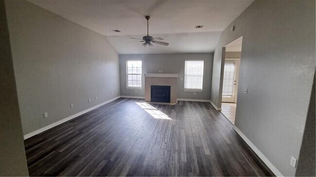 Building Photo - 3711 SW Hansom Loop