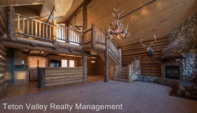 Building Photo - 4 br, 3.5 bath House - 1068 Miller Ranch Road