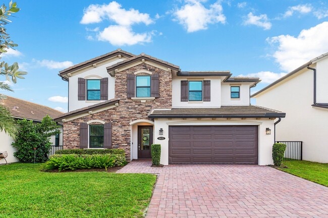 Foto del edificio - 8835 Grand Prix Ln