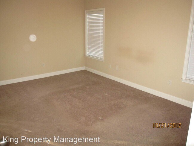Foto del edificio - 3 br, 2 bath House - 330 Oak Leaf Circle