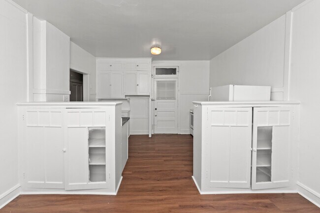 Foto del edificio - 5614 N Kimball Ave