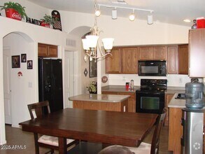 Building Photo - 41133 W Sanders Way