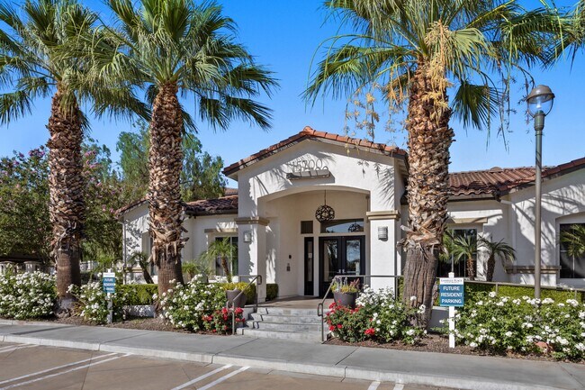 Foto del edificio - Lasselle Place