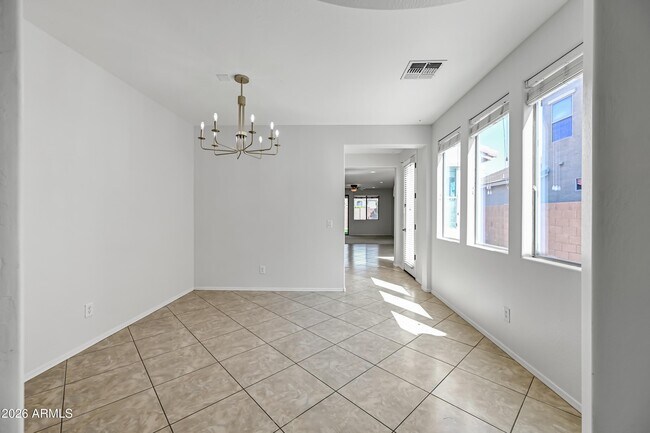 Foto del edificio - 23862 W Gibson Ln