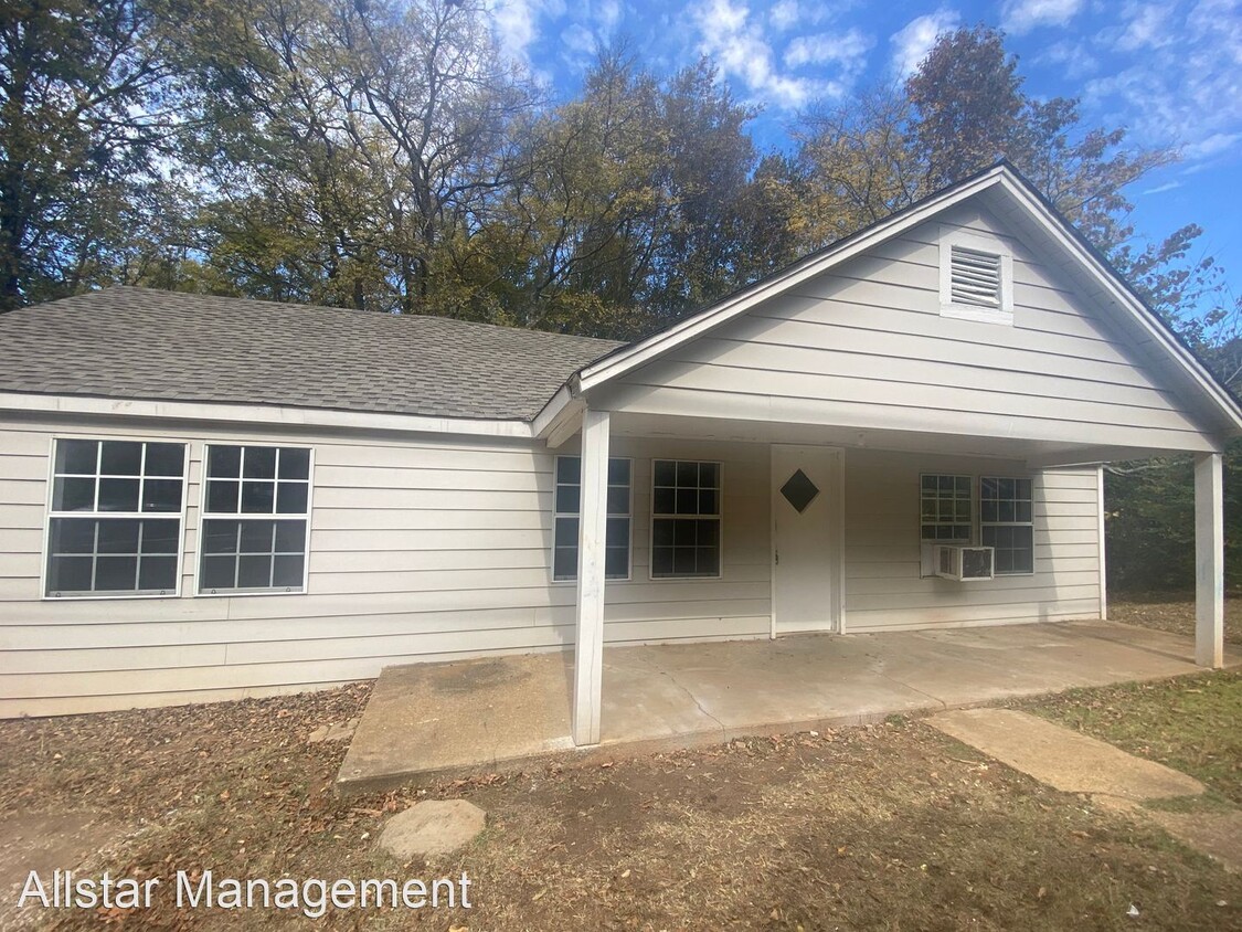 Primary Photo - 3 br, 1 bath House - 615 First Street