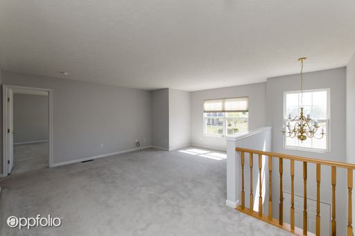 Building Photo - 2398 Hillsdale Dr