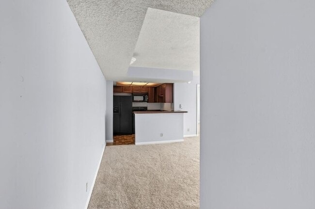 Building Photo - 724 Executive Center Dr