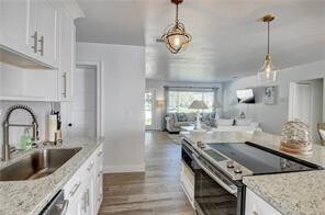 Building Photo - 10 S Swinton Cir