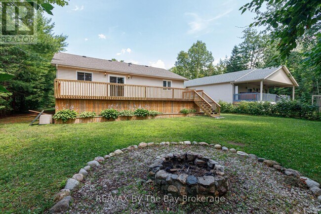 Photo du bâtiment - 72 57th St S