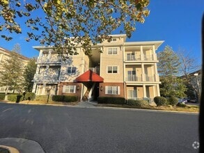 Building Photo - 908 Southmoor Dr