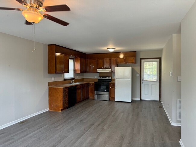 Foto del edificio - Two Bedroom Apartment in Lincolnton