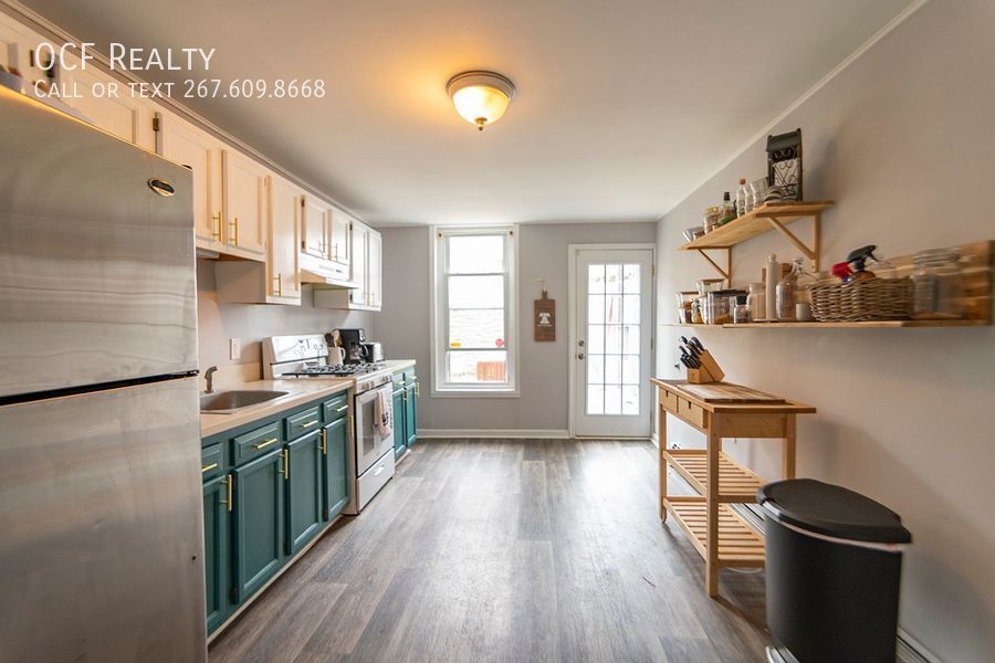 Foto principal - 4708 Fowler St