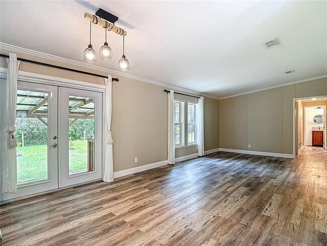 Building Photo - 7515 Rooks Dr