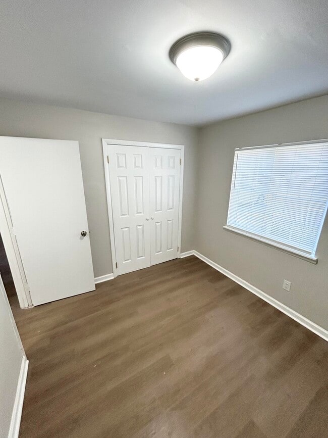 Building Photo - 118 Garr Ln