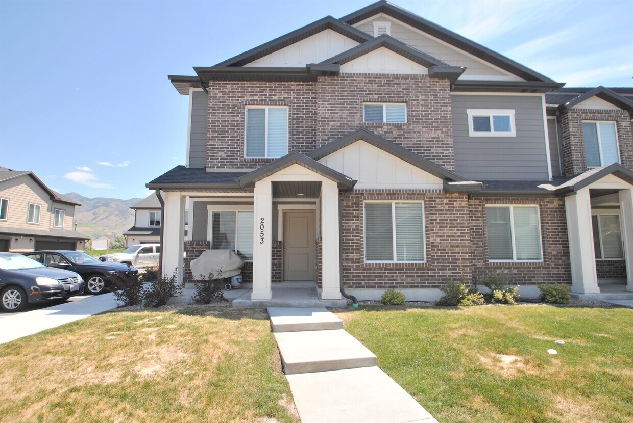 2053 N 380 E, North Logan, UT 84341 Townhome Rentals in North Logan