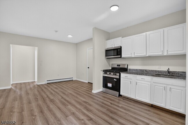 Foto del edificio - 518 Springfield Ave