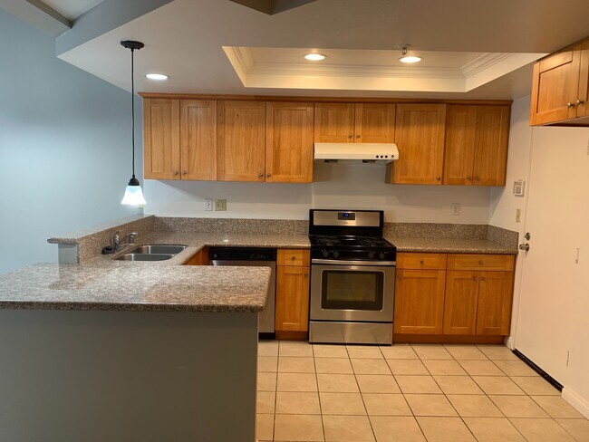 Foto del edificio - 3 Bedrooms 3 Bathrooms Townhouse