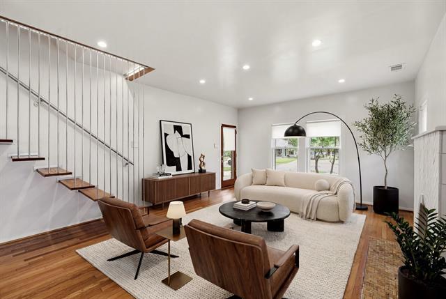 Building Photo - 825 Thomasson Dr