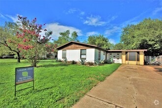 Building Photo - 3202 Barton View Dr