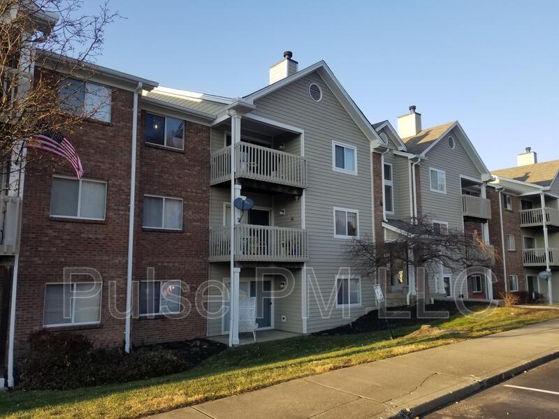 Photo - 440 Lakeview Dr - 11