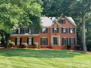 Building Photo - 9033 Pennyhill Dr