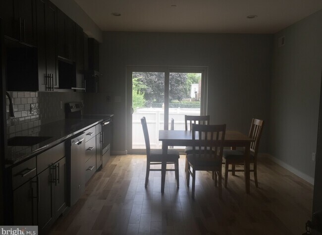 Foto del edificio - 1930 Parrish St