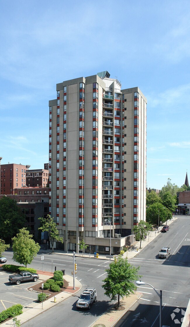 Skyview Towers Apartments Springfield, MA