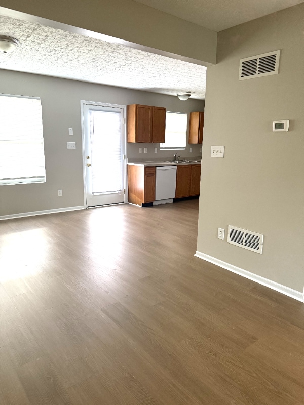 Building Photo - 7031 Osprey Ridge Dr