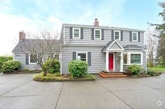 Building Photo - 4930 Harbor View Dr NE