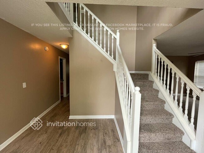 Building Photo - 3785 Tor Way