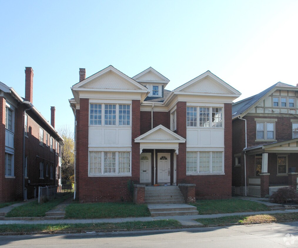 Building Photo - 50-56 N 20th St