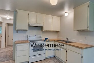 Building Photo - 4146 Kimberly Way