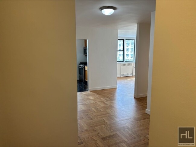 Building Photo - East 79th Street