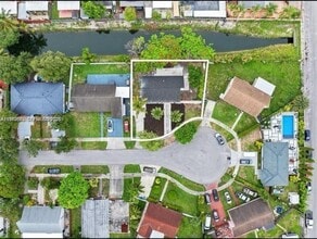 Building Photo - 20620 SW 120th Pl