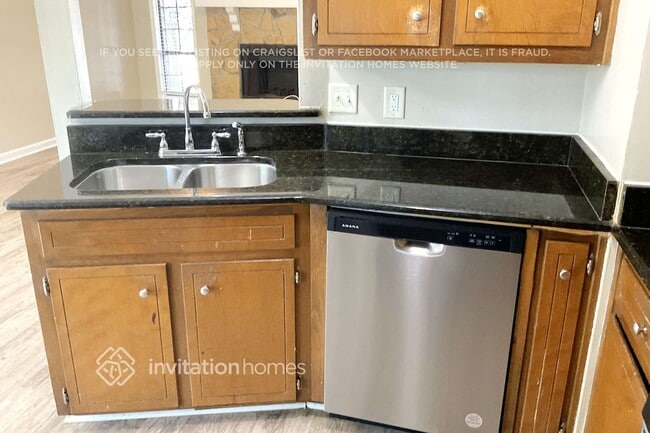 Foto del edificio - 2559 Porter Dr