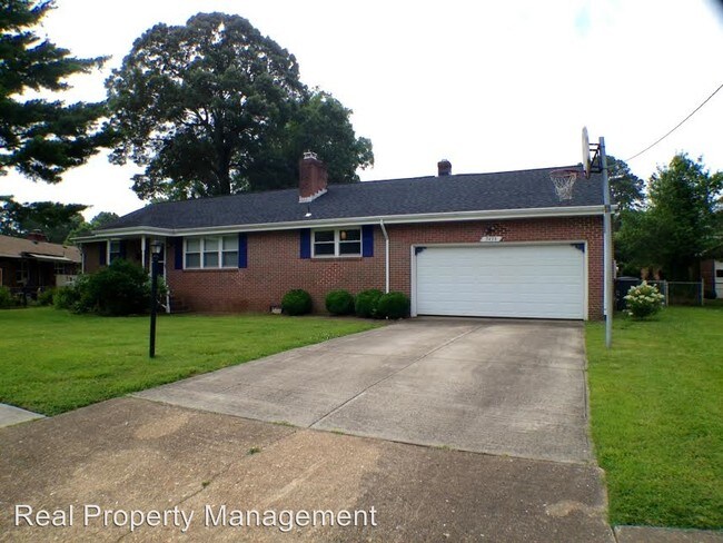 Building Photo - 5459 Welaka Rd