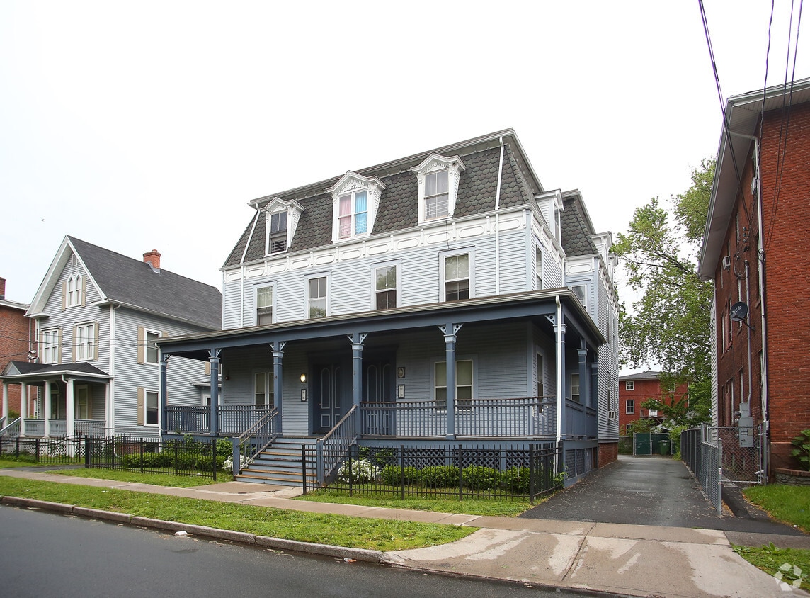 Primary Photo - 32-34 Madison St