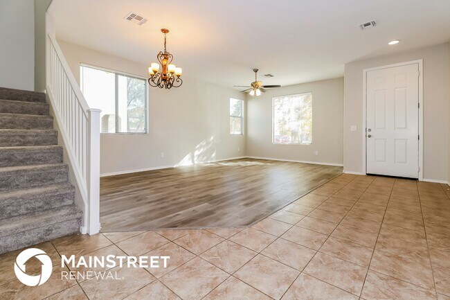 Foto del edificio - 15418 W Laurel Ln