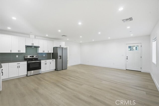 Building Photo - 14014 Hubbard St