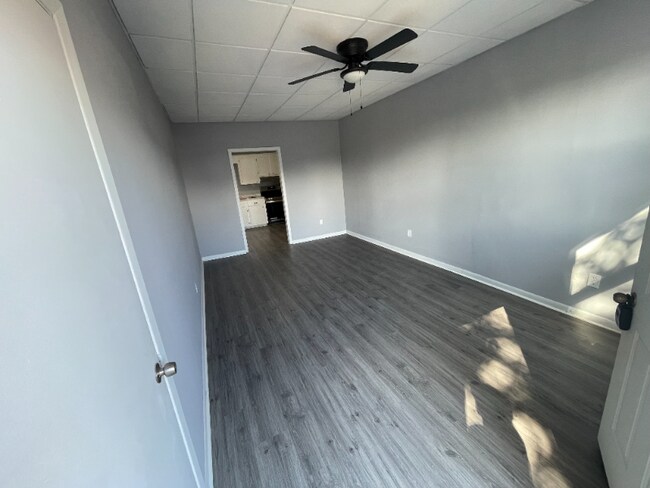 Foto del edificio - 3214 28th Ave Dr NE