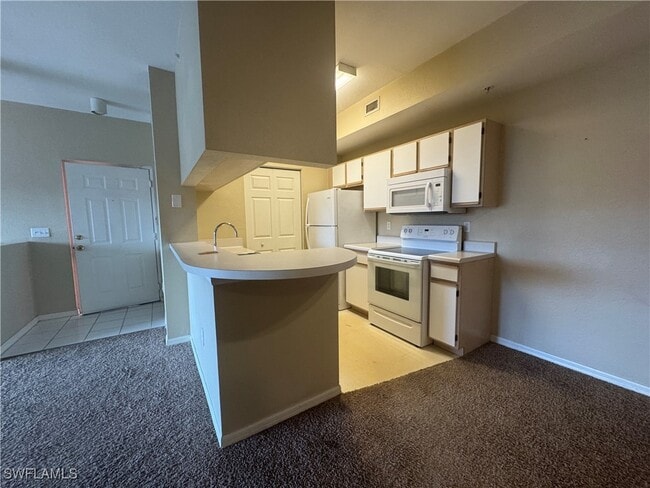 Building Photo - 6321 Aragon Way