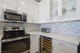 Building Photo - 8255 S Las Vegas Blvd