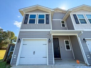 Building Photo - 6084 Royal Port Ct