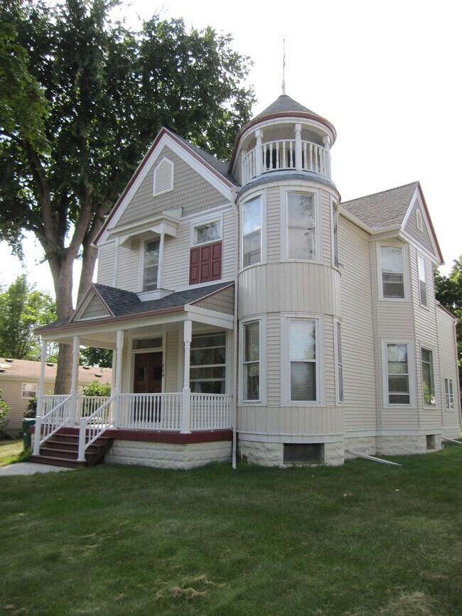 Foto del edificio - 804 4th S St