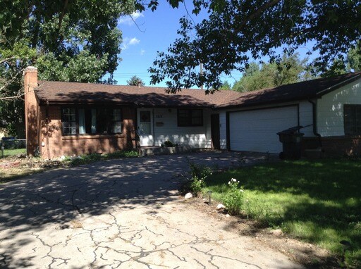Primary Photo - 1218 Monroe Ave