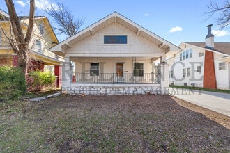 Building Photo - 152 S Estelle St