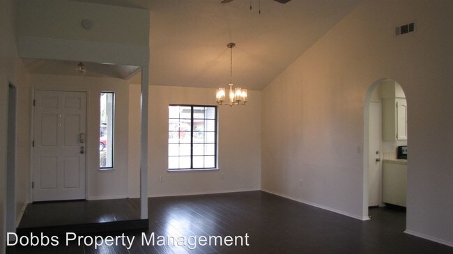 Foto del edificio - 3408 Dovewood St